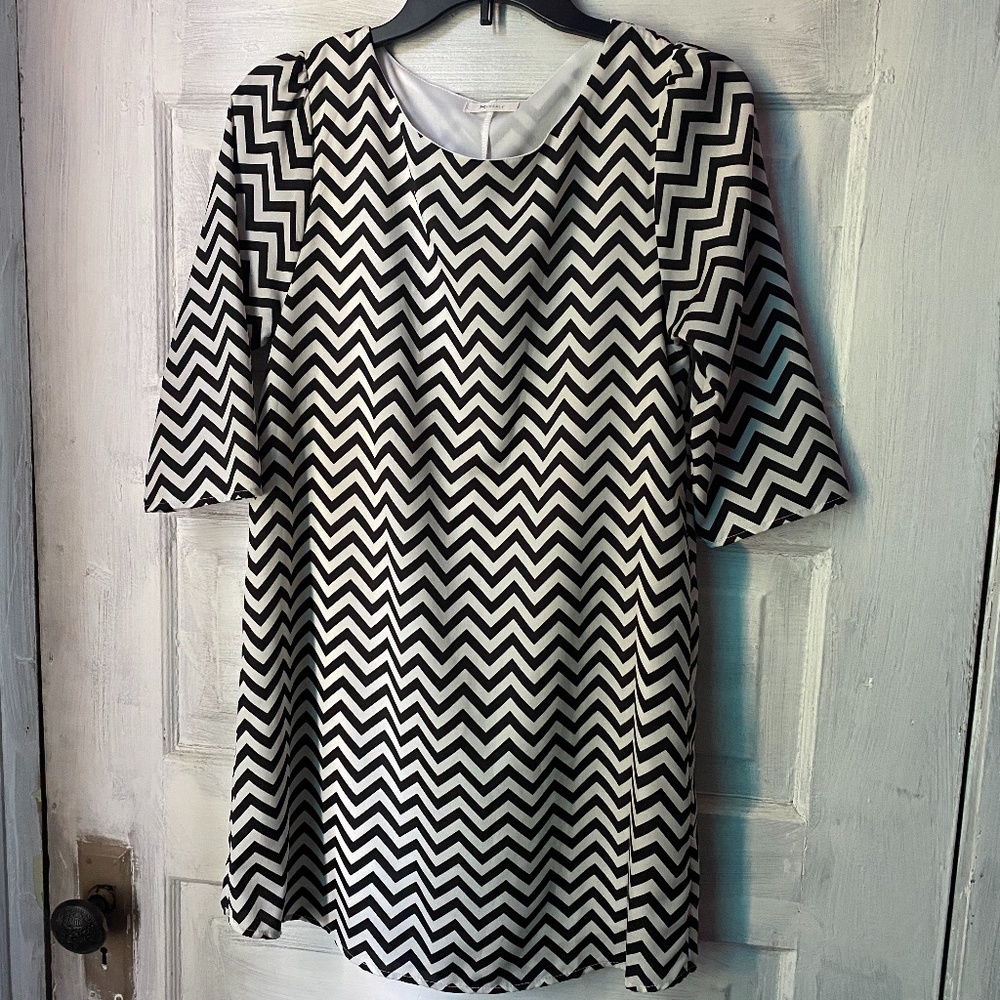 chevron long sleeve shift mini dress